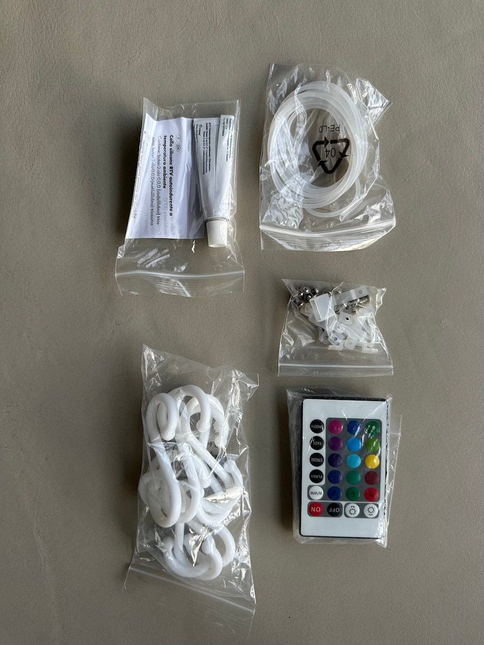 Lichterketten & Leisten: LED - Band  5m – Neu und originalverpackt aus Ried-Brig von Challi 3