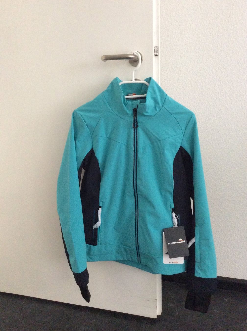 Giacche: Neue Softshelljacke Moorhead Gr.36 – Nuovo e nell'imballaggio originale da Riehen venduto da apo_n7lm