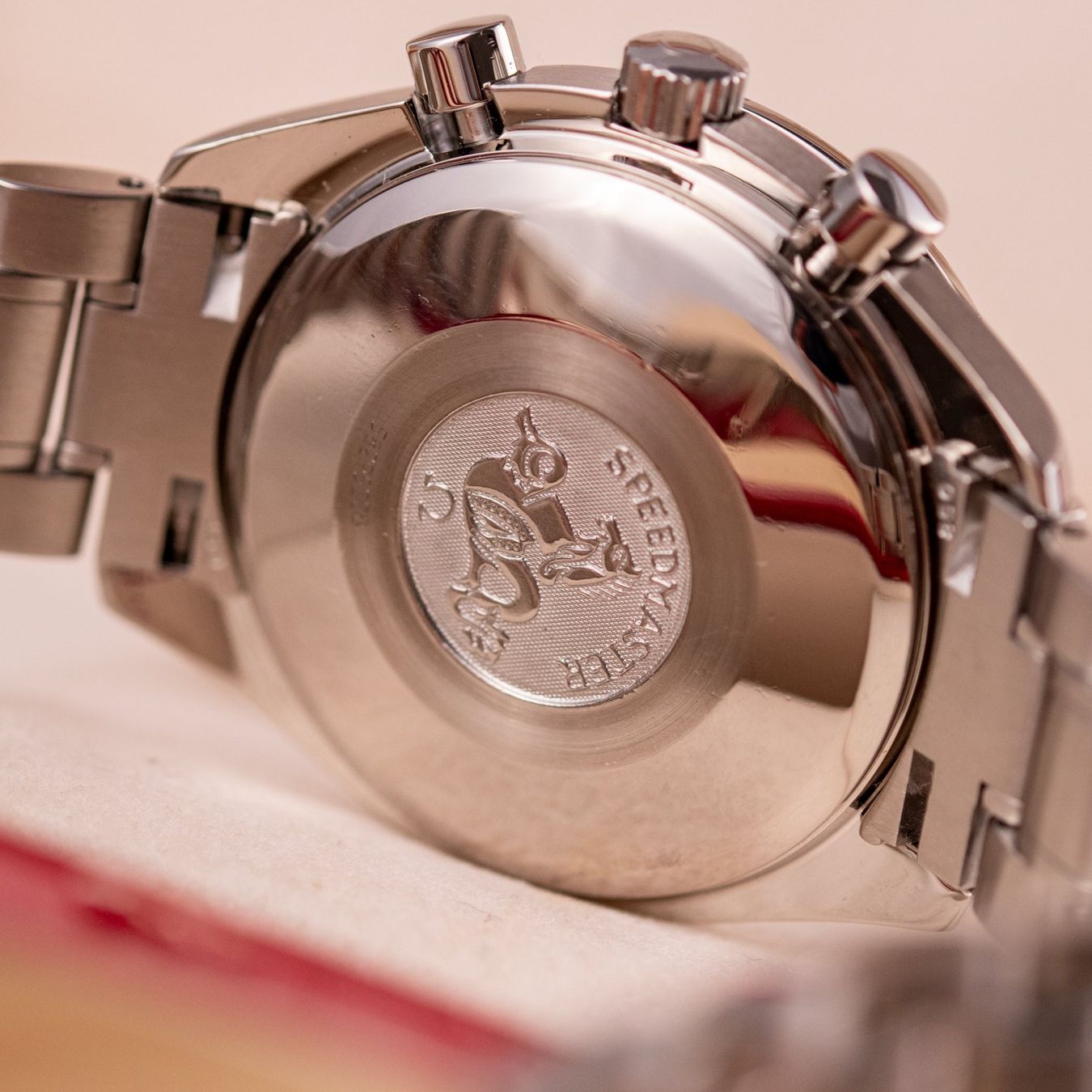 Omega Uhren: Omega Speedmaster Date / 3513.30 / 2002 / Full Set / Serv'25 – Gebraucht aus Luzern von PrimeSwissTime 7