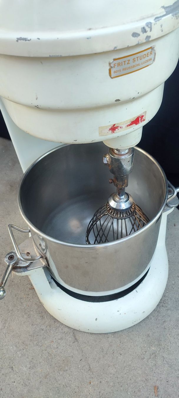 Tutte le macchine: Teigmaschine Fritz Studer – Usato da Siselen BE venduto da hibiskus09 2