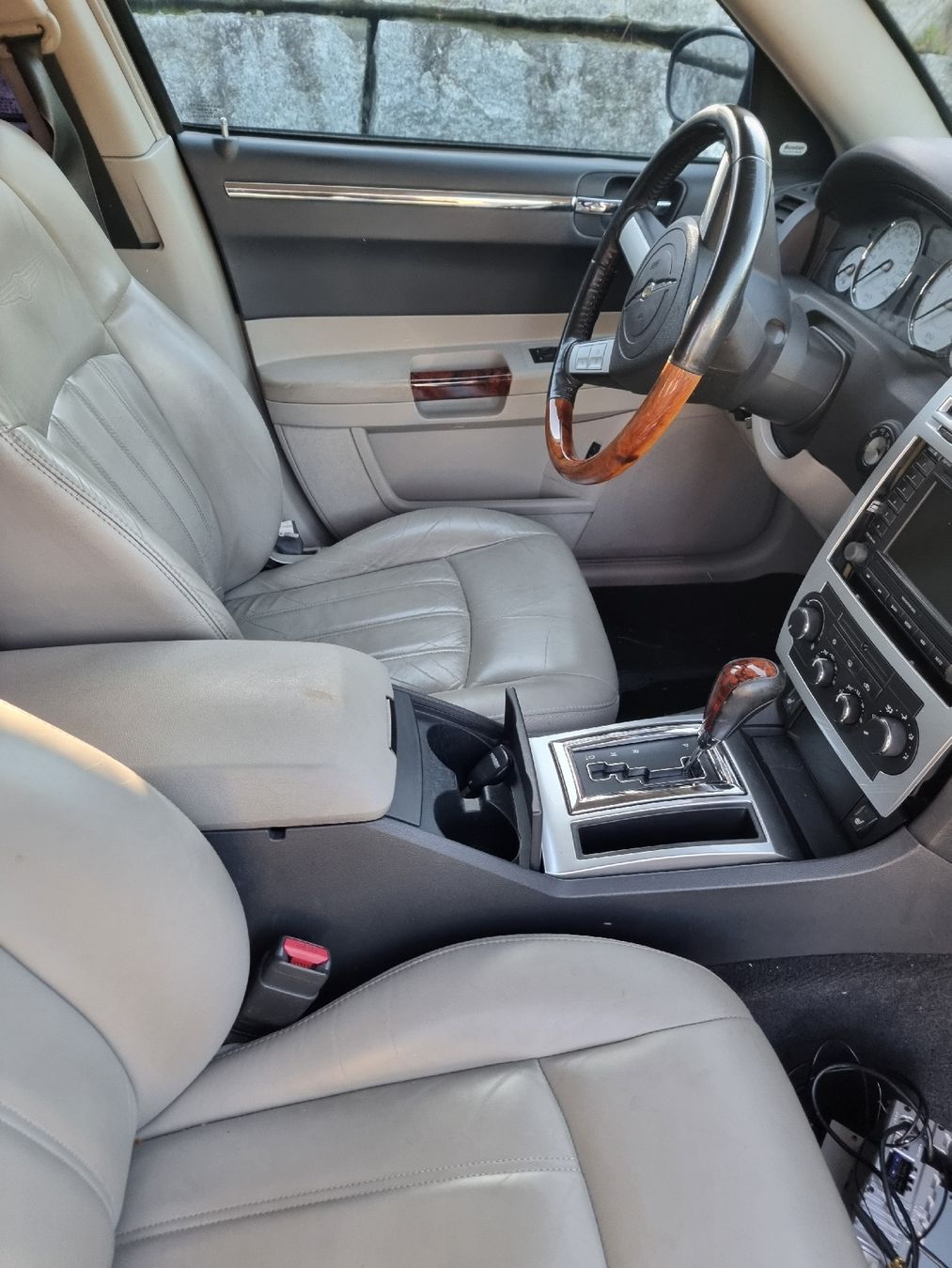 Chrysler Automobili: Chrysler 300C Kombi, JG 2006 – Difettoso da Oetwil am See venduto da Nicolais 1