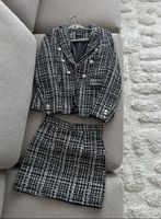 Schickes Tweed Kostüm, Grösse M, perfekt für den Frühling!