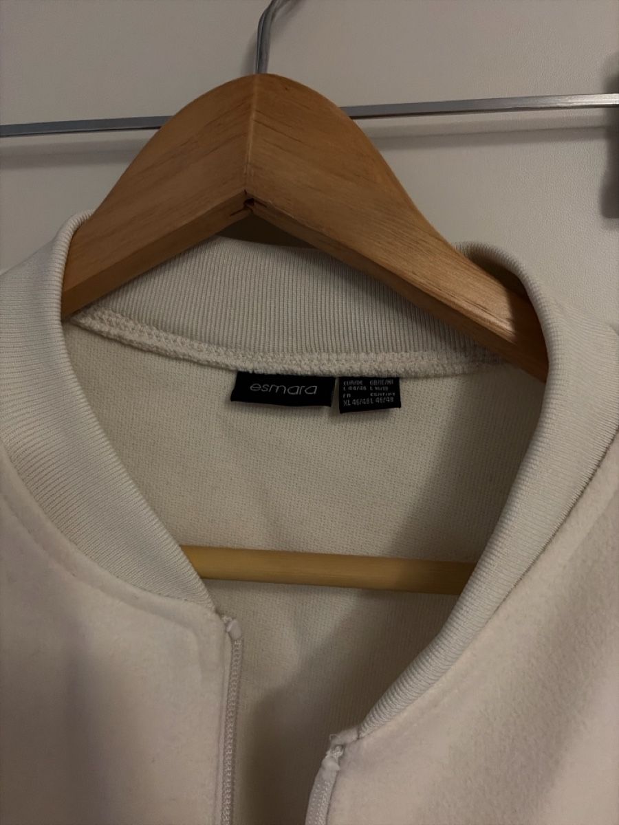 Jacken: Weisse Jacke – Neu (gemäss Beschreibung) aus Olten von edo_79j7 2