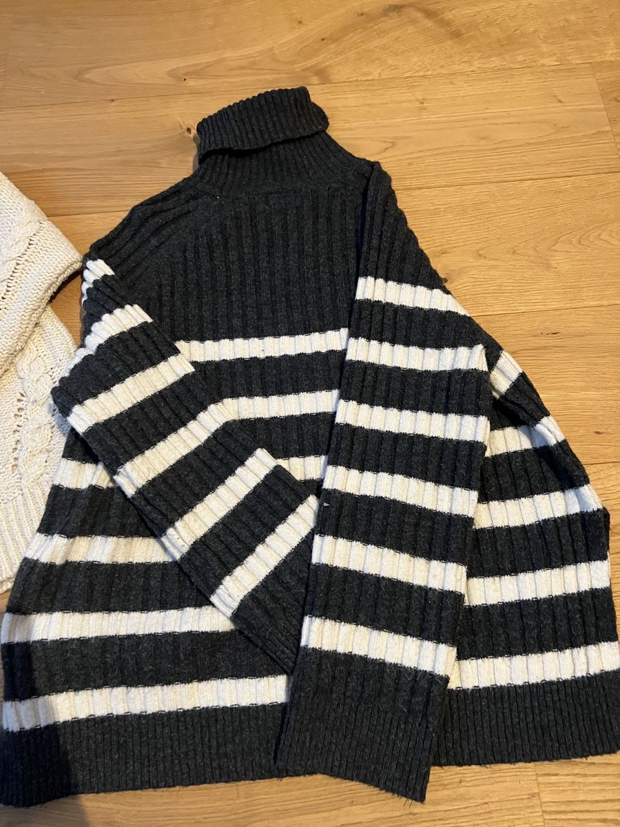 H&M Kleiderpakete: 2 Herbstpullover Vero Moda & H&M – Gebraucht aus Luzern von sydney01. 1