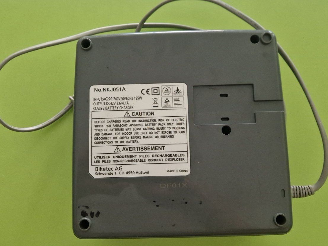 Flyer Chargeurs: Ladegerät Flyer Deluxe 36 V – D'occasion à Erlenbach im Simmental par laska31 1