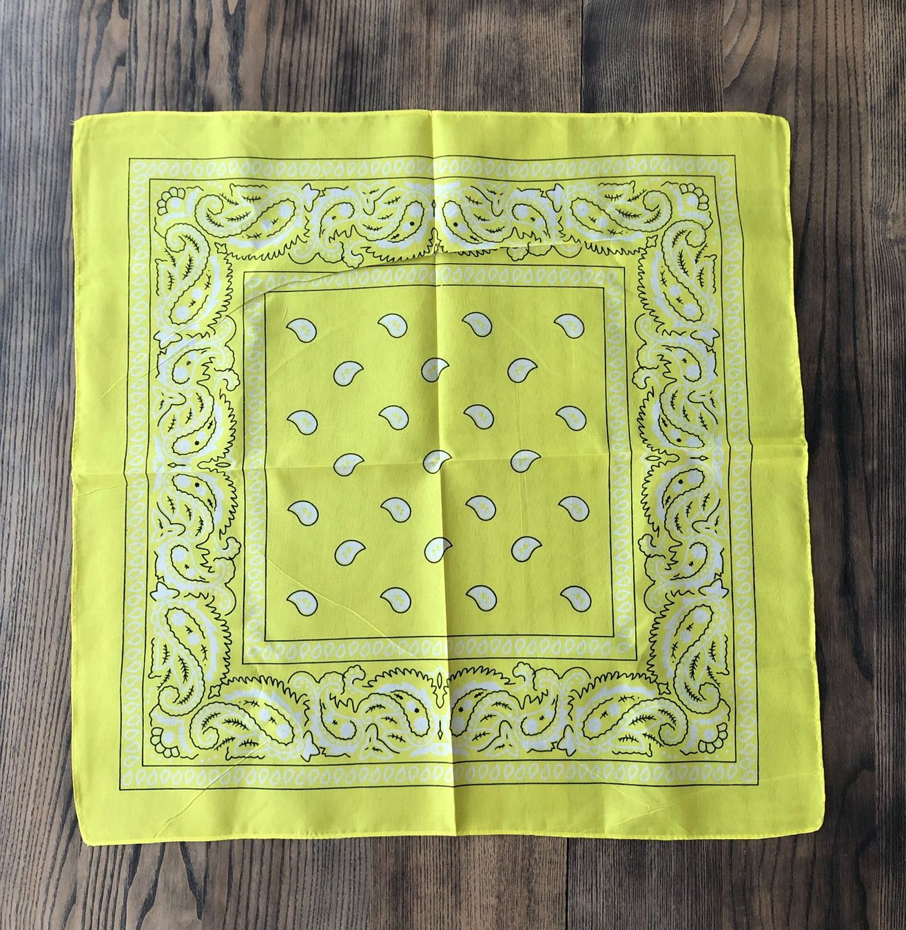 Foulard & Sciarpe: NEU Retro Bandana Nickituch gelb – Nuovo e nell'imballaggio originale da Berg am Irchel venduto da Zweiti_Chance