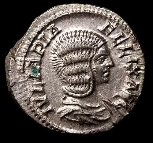 Alle Münzen: Denar der Julia Domna mit Vesta, Rom 215 – Gebraucht aus Niederwil AG von Helveticoins