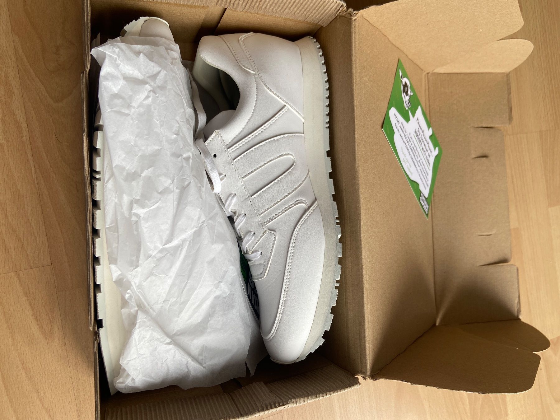 Herrenschuhe: Vegetarian Shoes, Grösse 45 – Neu (gemäss Beschreibung) aus Wabern von fingersinfactories