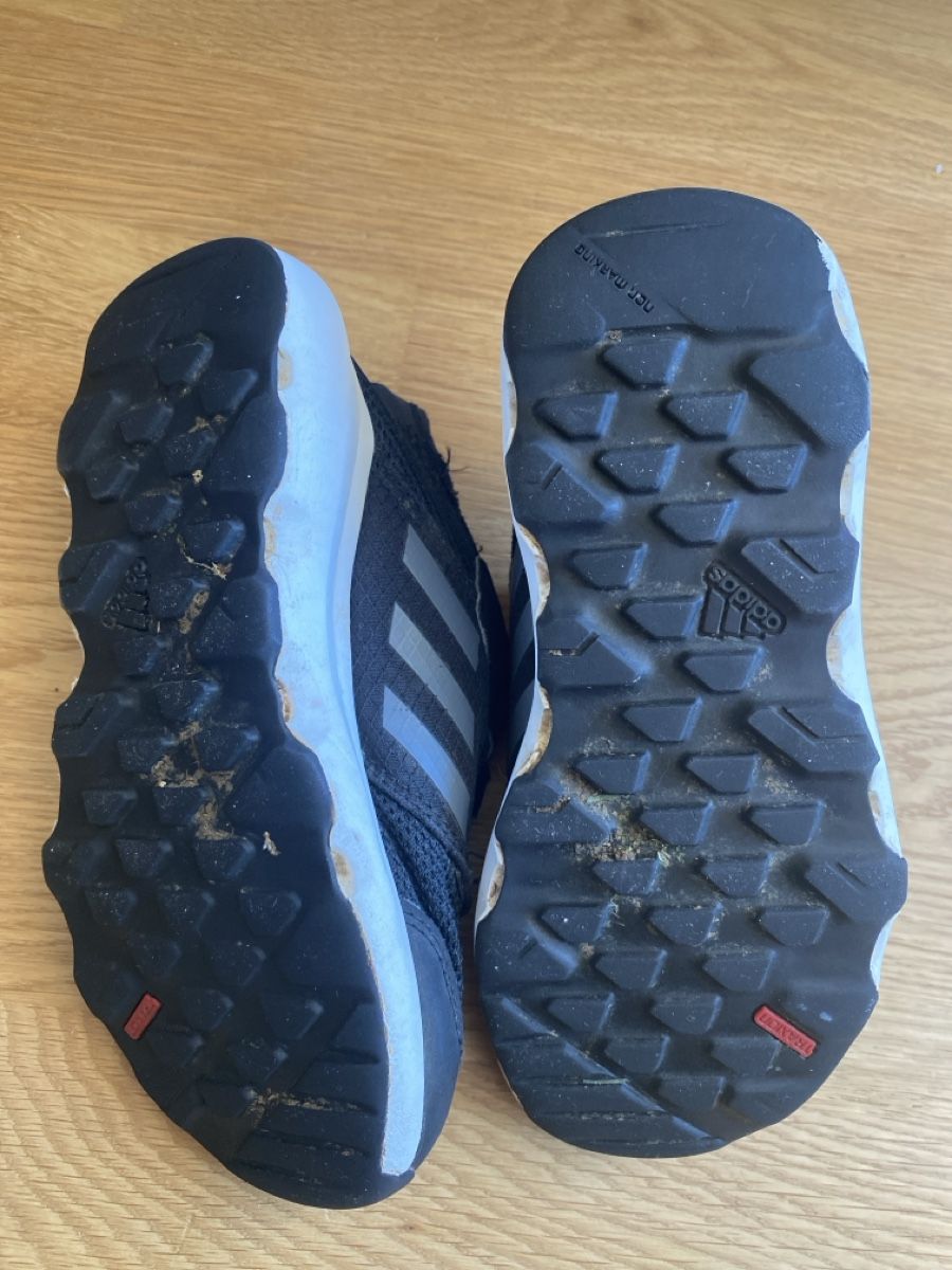 Adidas Scarpe per ragazzi: Chaussures Adidas 30 🤩 – Usato da Villeret venduto da Laloer22 3