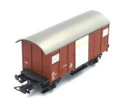 Neuwertiger Gedeckter Güterwagen BLS H0 AC AKU 1042