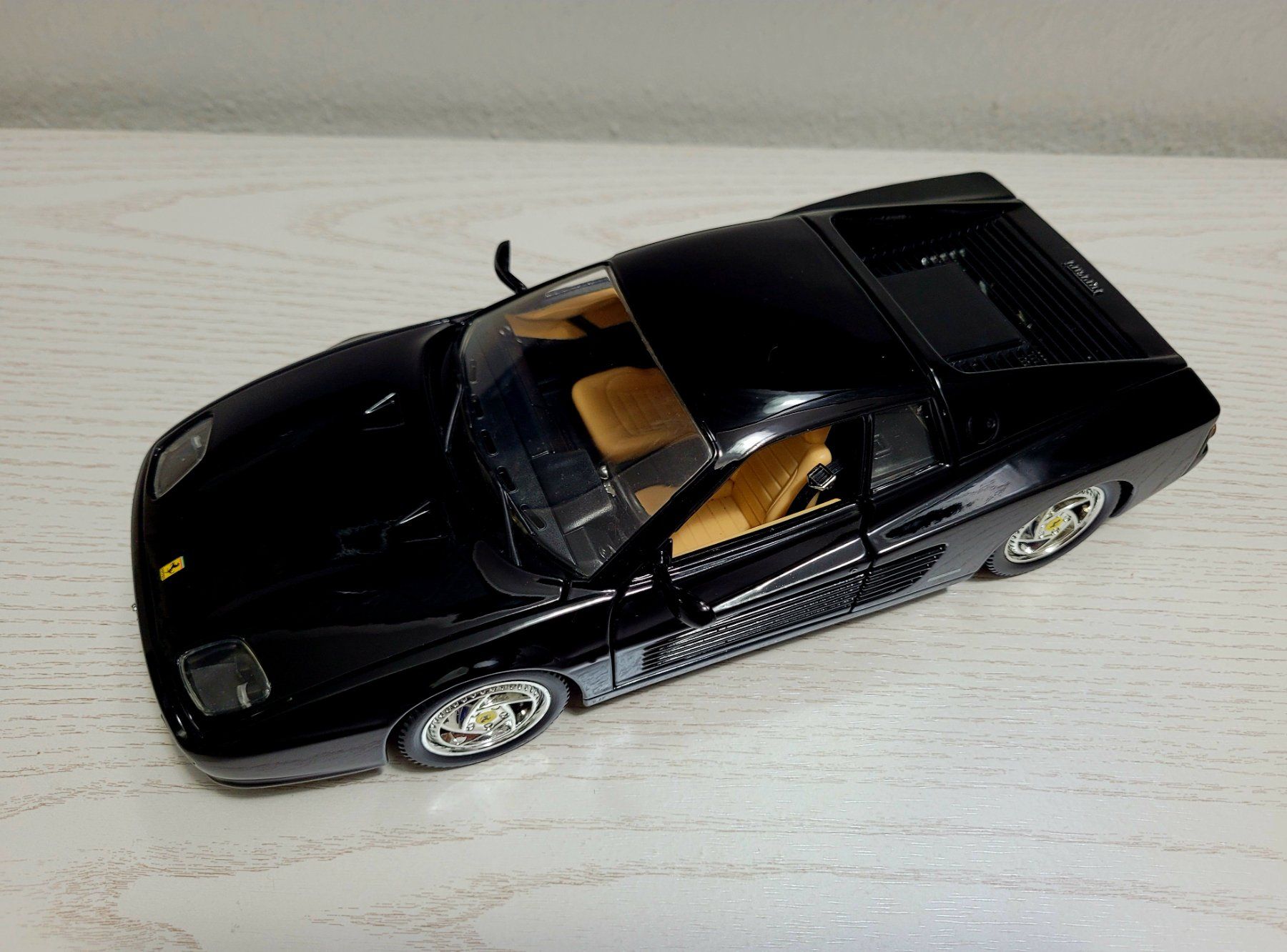 Ferrari Modellini d'auto: Ferrari 512 M 1:18 – Usato da Chiasso venduto da R.e.g.59