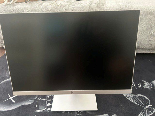 Monitor: 2 (Stk.) HP Flachbildschirm 24" – Usato da Weiach venduto da Wikingnoldi