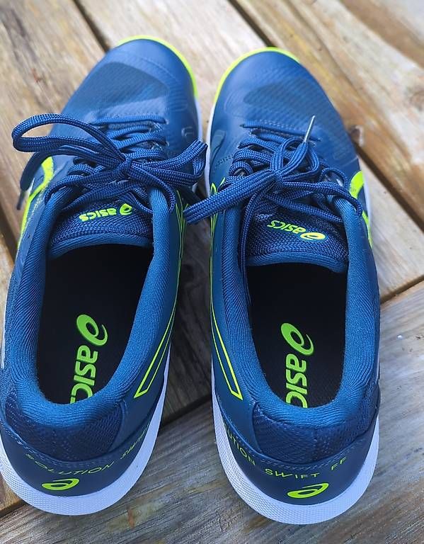 Herrenschuhe: ASICS SOLUTION SWIFT 44 Multicourt Tennisschuh blue/yellow – Gebraucht aus Zürich von a25_vj72 3