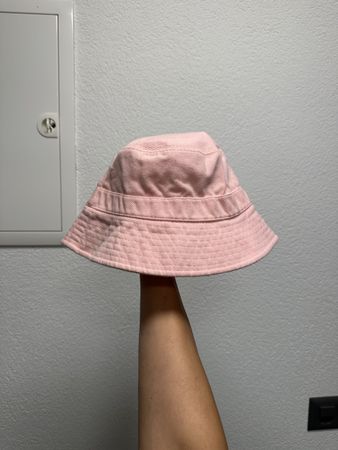 Sehr schöne, pinke Mütze