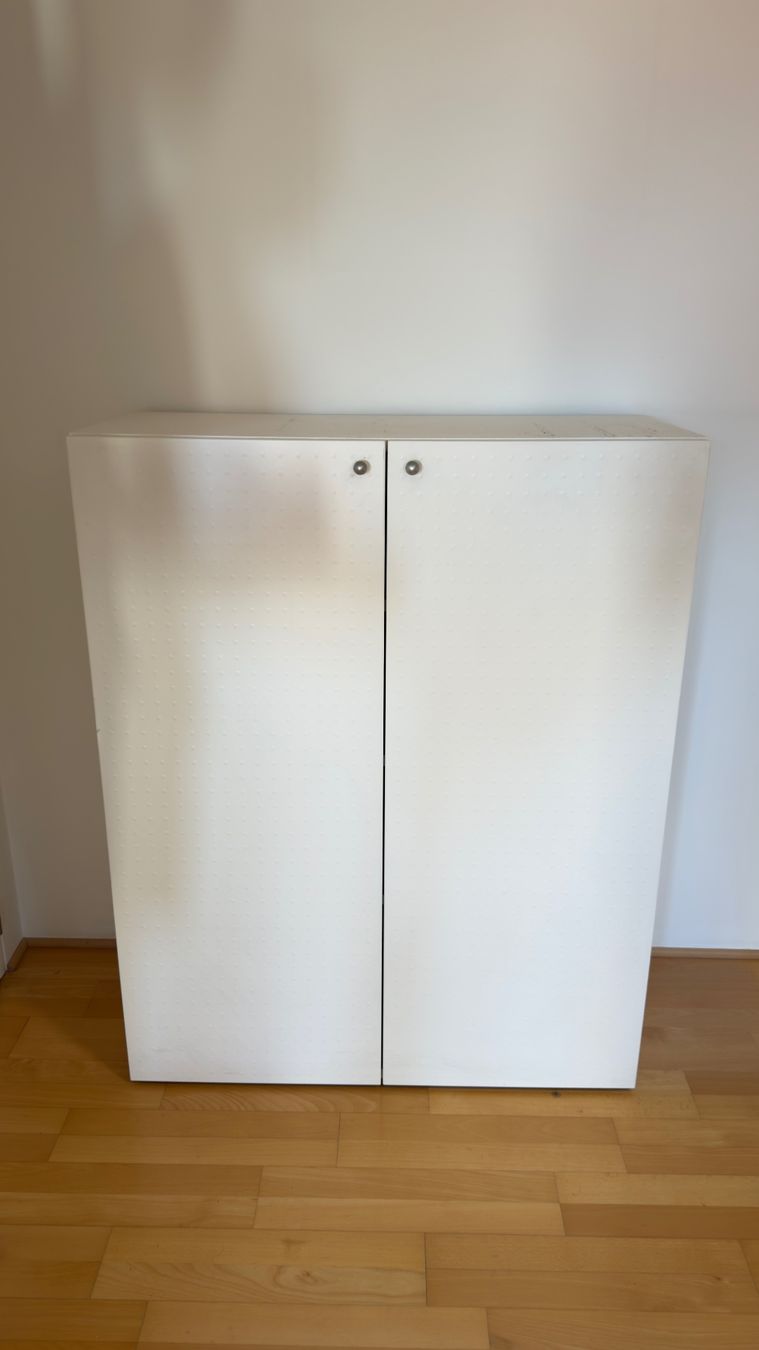 Armadi: Armoire blanche comme neuf – Usato da Fribourg venduto da vibifgva