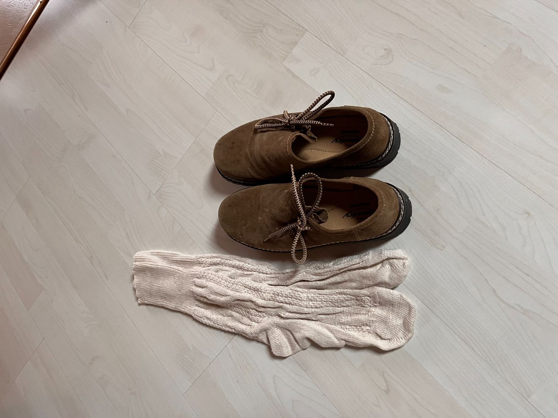 Lotti di vestiti: Oktoberfest-Kleider-Set – Usato da Stans venduto da Moritz01112 5