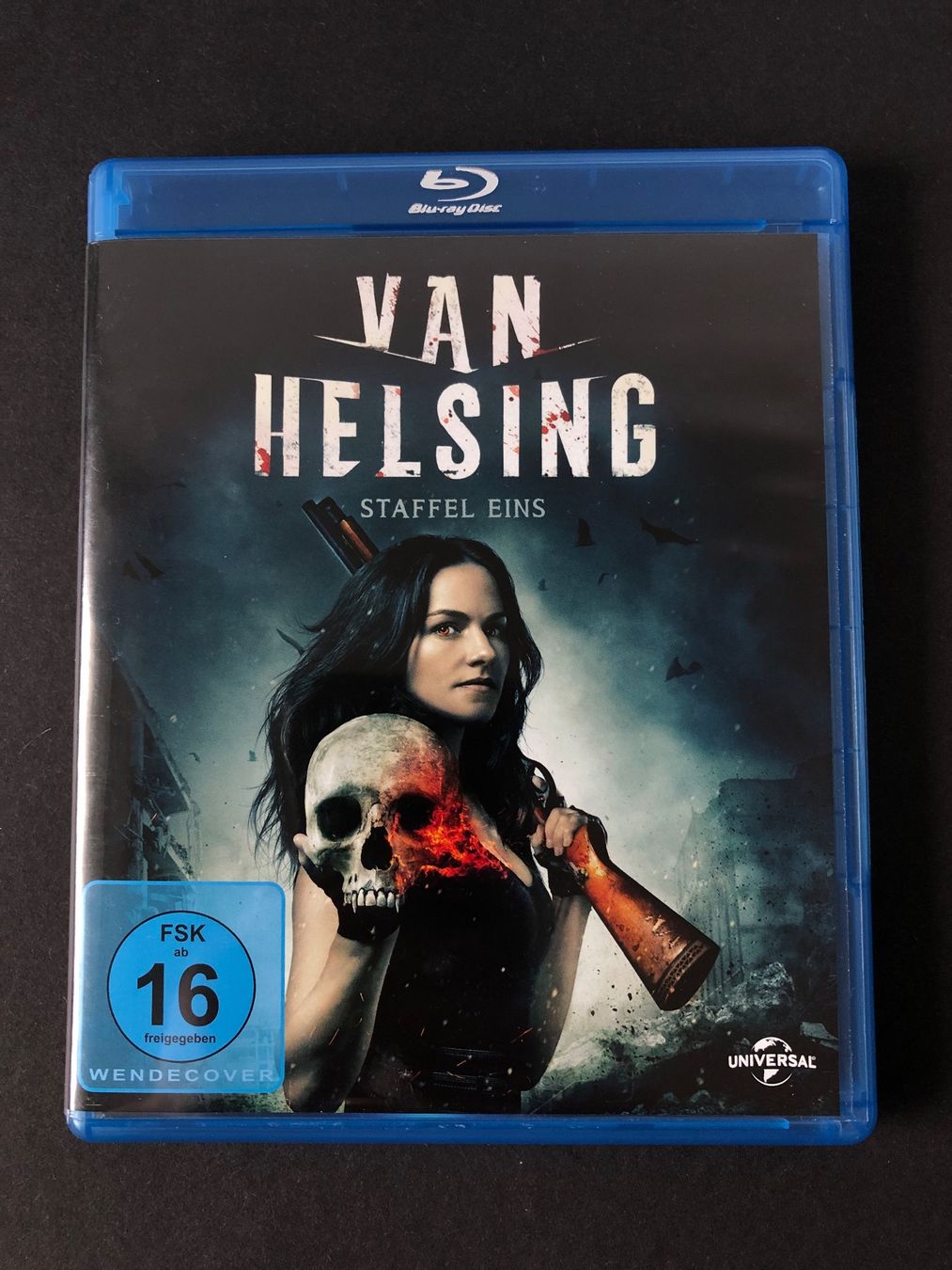 Tutti i DVDs: Van Helsing - Staffel 1 (Bluray) – Usato da Bern venduto da McFlurry_08 2