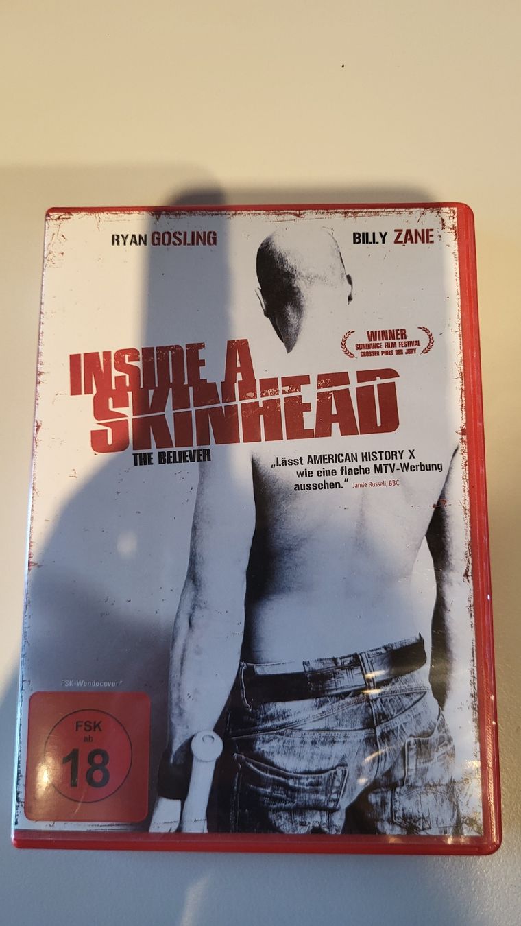 Tutti i DVDs: DVD Inside a Skinhead The Believer Ryan Gosling – Usato da Frutigen venduto da cla_2628