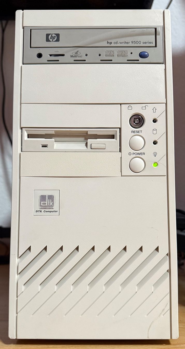 PCs: Retro Computer Amd K6-2 300, 64MB RAM, 8GB HDD, SB Pro – Gebraucht aus Sulgen von thomas_comp
