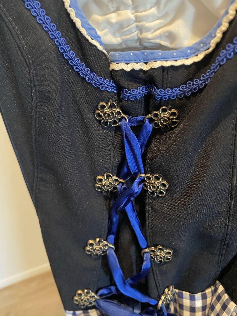 Anna Field Kleider: Dirndl Damen blau/weiss 46/44 – Gebraucht aus Alberswil von PAMA1901 1
