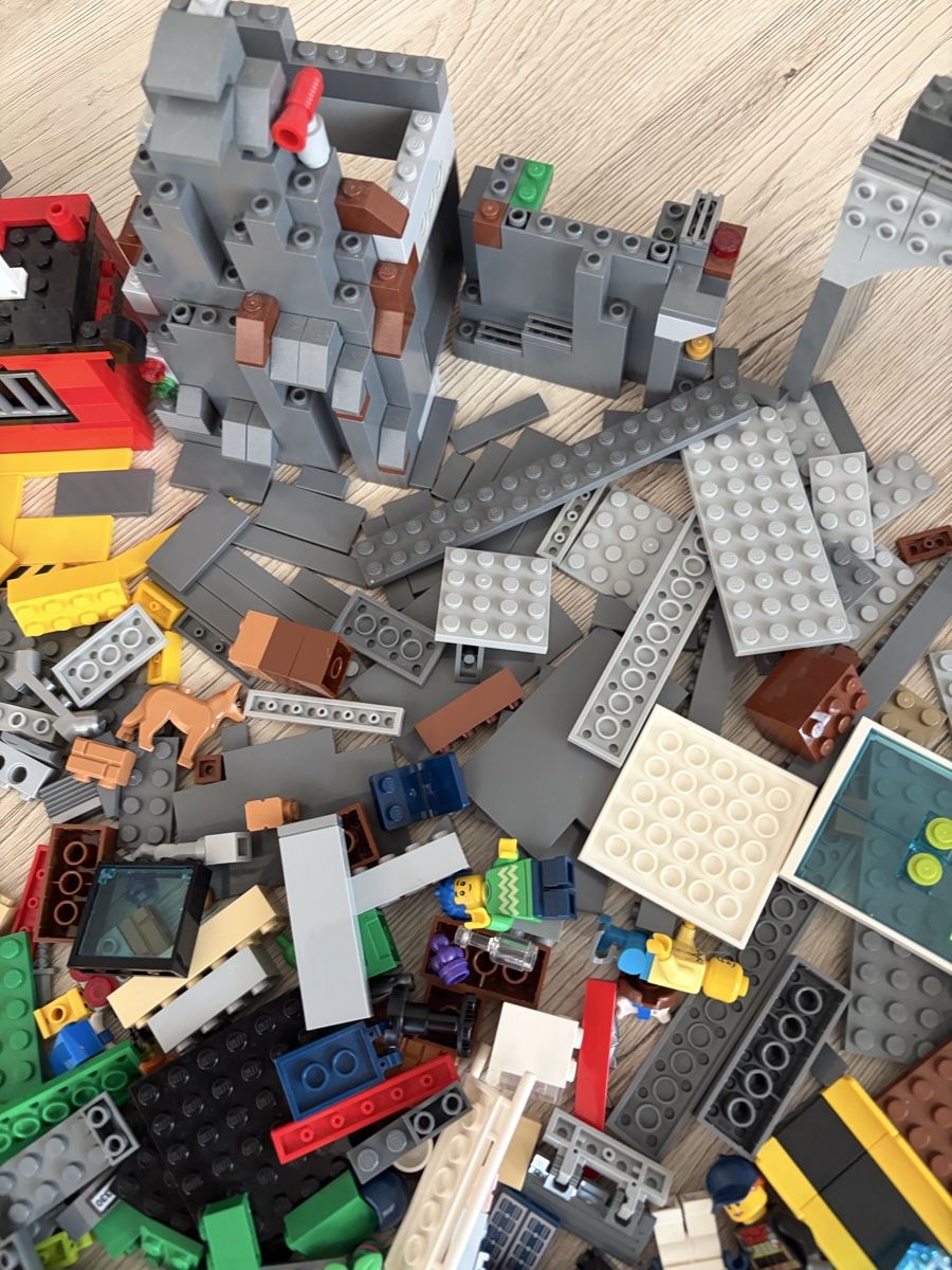 Lego Giocattoli: Lego City gemischt  – Usato da Stetten AG venduto da BenMoc 1