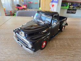 53'Ford F100 Pick Up 1:18 