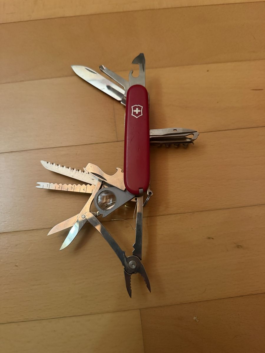 Victorinox Coltelli tascabile: Victorinox – Usato da Rueun venduto da Scarpa15