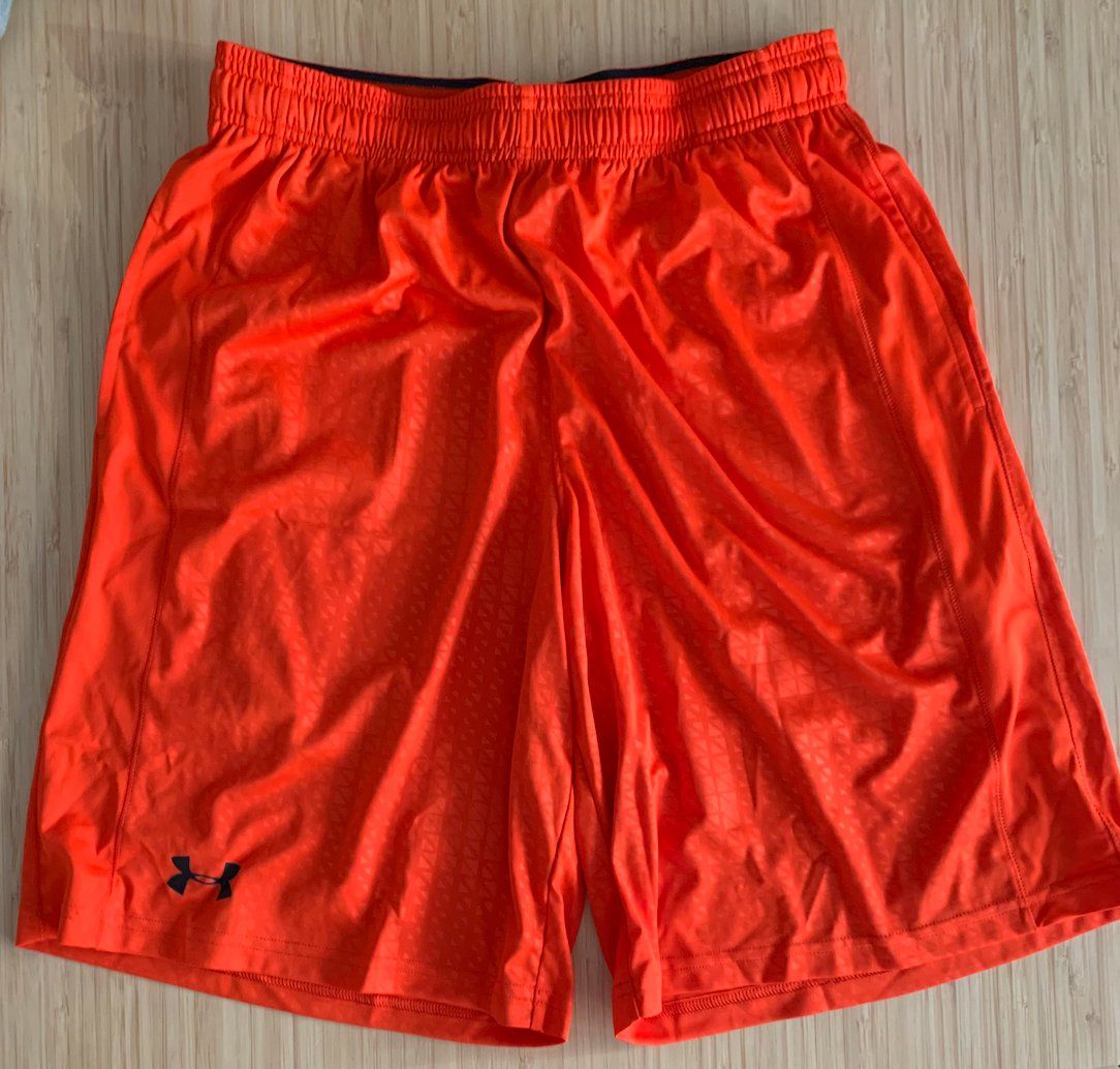 Under Armour Hosen: Under Armour Shorts – Gebraucht aus Zürich von rob_z62d