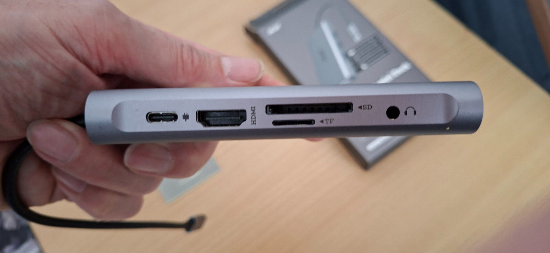 Docking station: Acer 10 port mini Dock (neu) – Nuovo e nell'imballaggio originale da Birrhard venduto da Pry 4