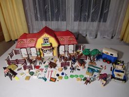 Playmobil Reiterhof Nr. 5221 mit Paddocks und Transporter