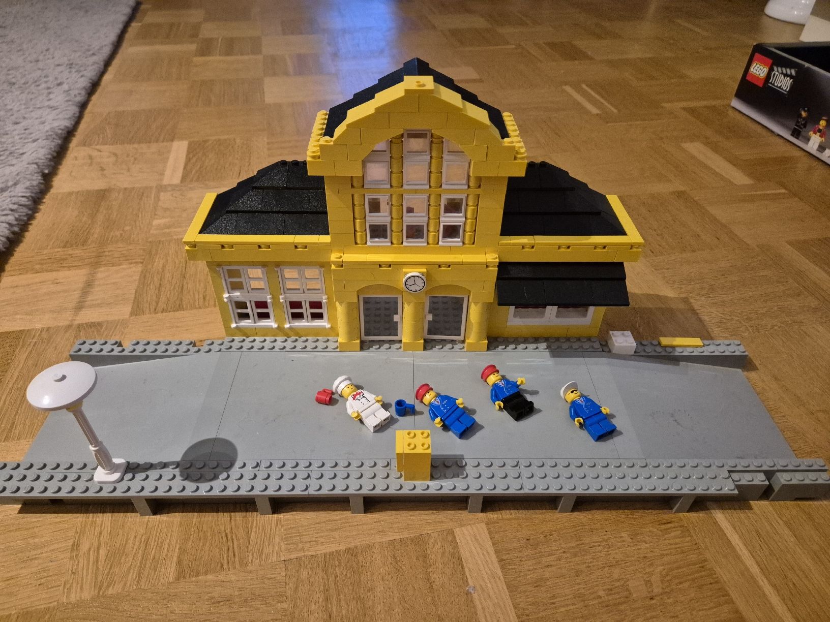 Lego Jeux de construction: Lego 4554 Metro Station – D'occasion à Thalwil par Dragonfruit