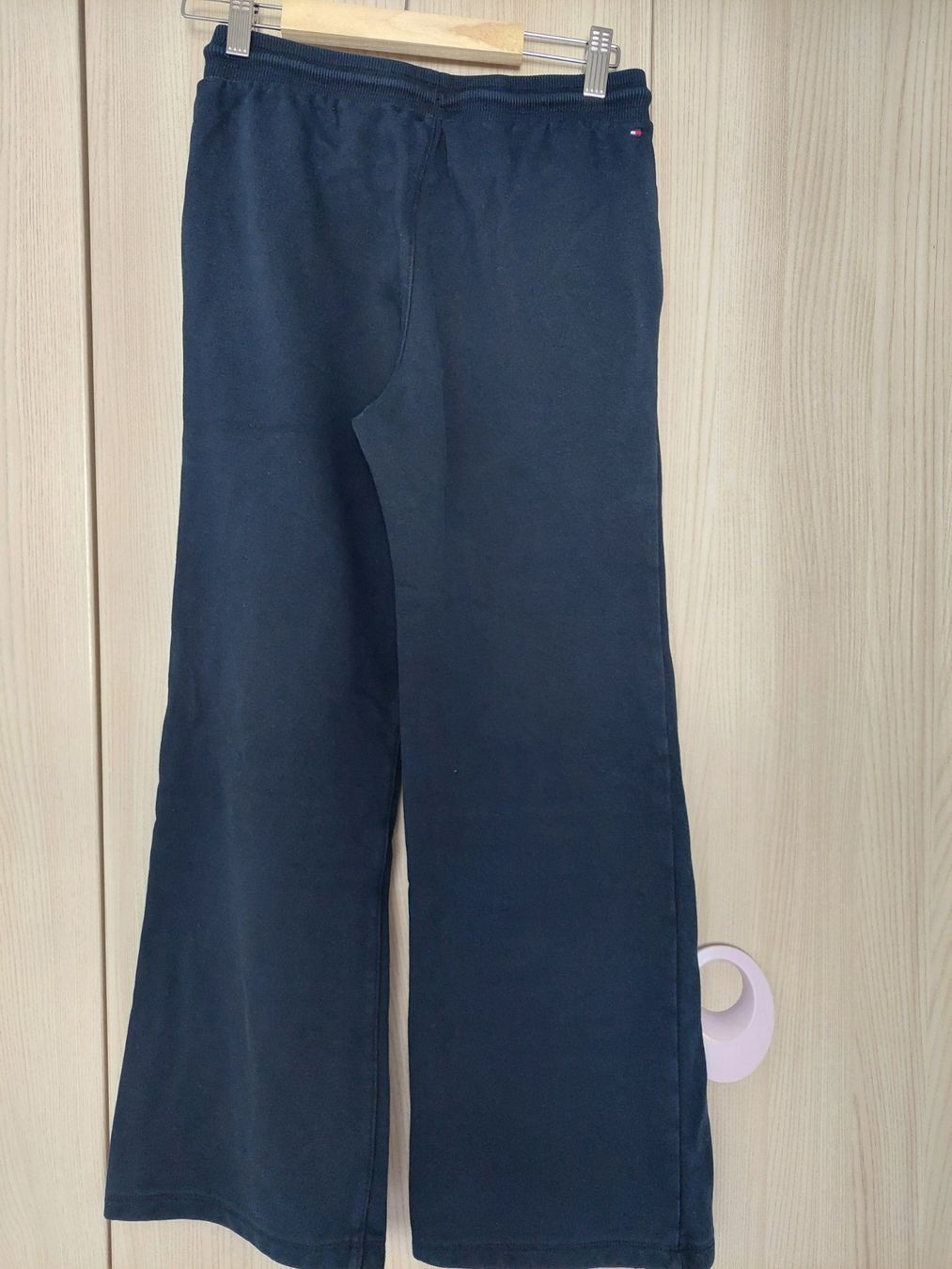 Tommy Hilfiger Hosen: Stoffhose Tommy Hilfiger – Gebraucht aus Arbon von sonnenstrahlung 1