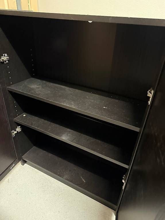Scaffali: Gratis: Möbel von Ikea – Usato da St. Gallen venduto da Soxguys 2