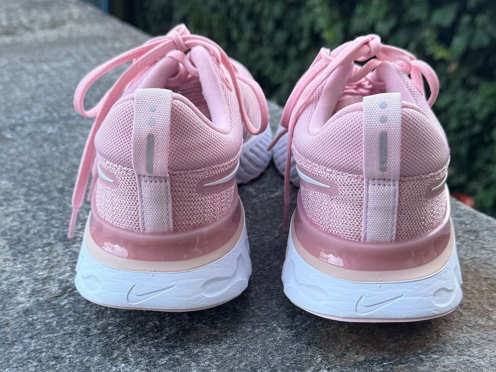 Nike Scarpe da uomo: Nike react Running Sneaker in Rosa Gr. 41 – Usato da Riehen venduto da To120 2