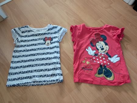 zwei Minnie Mouse T-Shirt für Mädchen