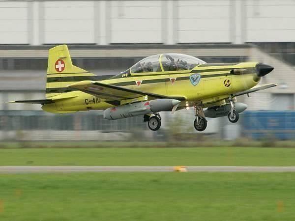 Schweizer Armee Placchette & Badge: Swiss Air Force New version FlSt 24 – Nuovo (secondo la descrizione) da Zug venduto da swisstestpilot 1