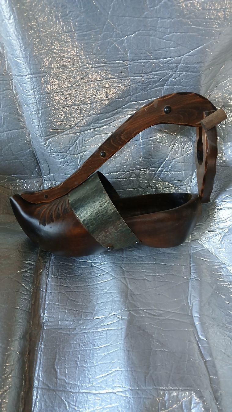 Alle Dekorationen: porte bouteille sabot en bois – Gebraucht aus Grand Lancy von ampoule 2