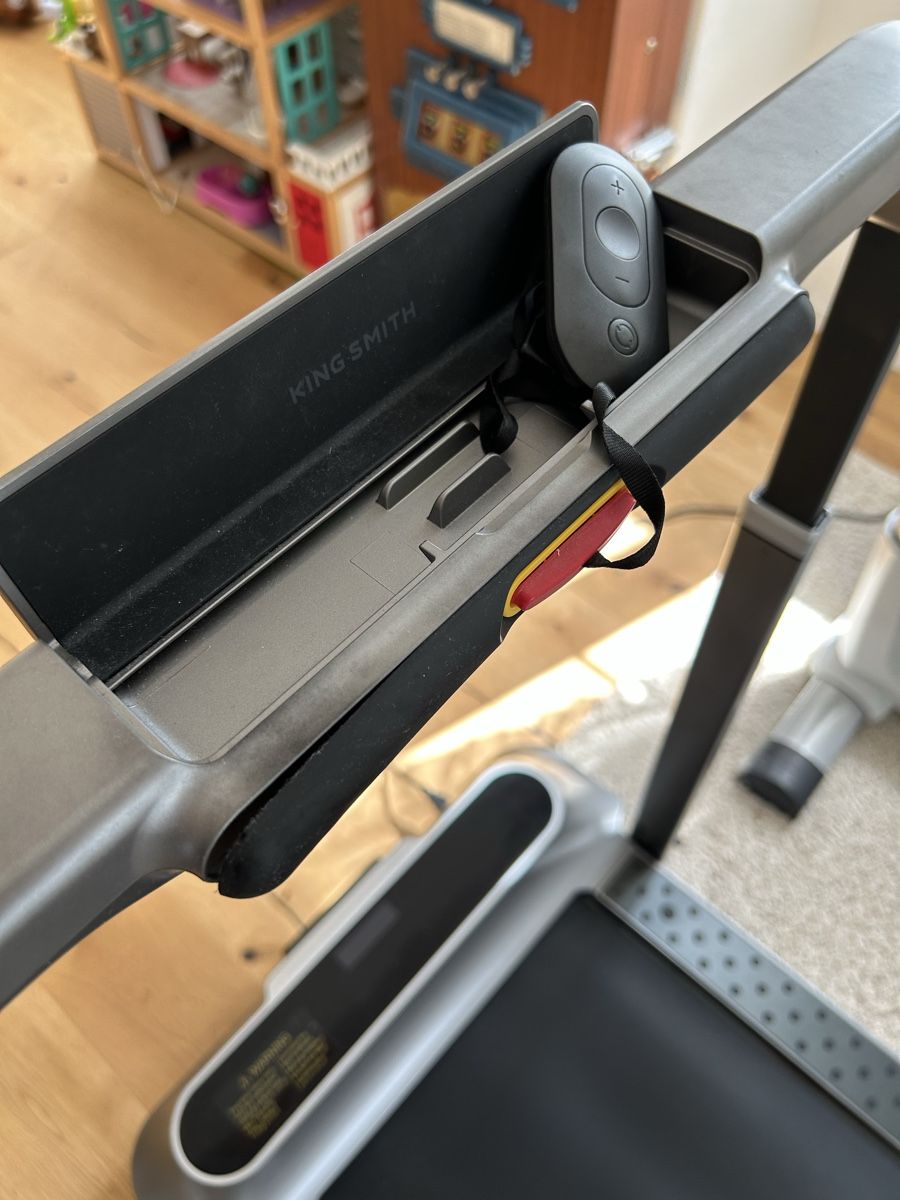 Kingsmith Vélos d'appartement: Kingsmith WalkingPad R2B Treadmill – D'occasion à Oberlunkhofen par doktor1313 3