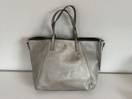 COCCINELLE Lederhandtasche Metallic Silber