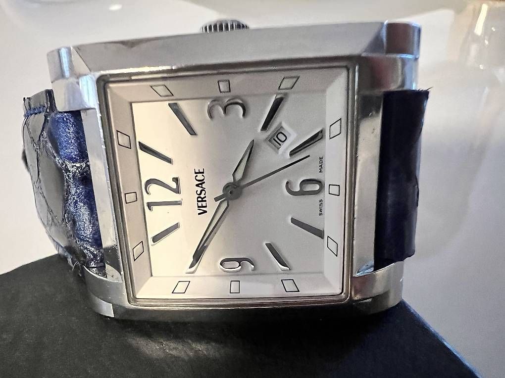 Orologi: VERSACE Orologio – Usato da Balerna venduto da gat_b8p2