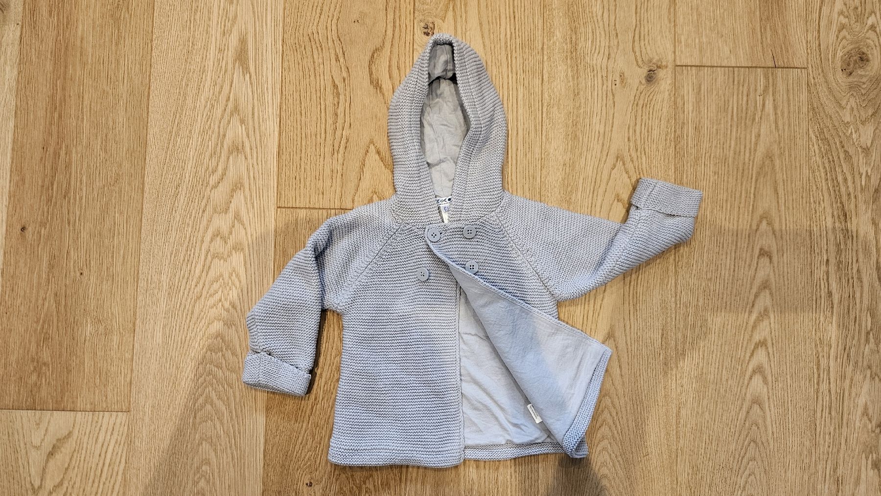 Pullover & Sweatshirts: Strickjacke mit Kapuze hellgrau Grösse 74 gebraucht – Gebraucht aus Lampenberg von fab_88z7 1