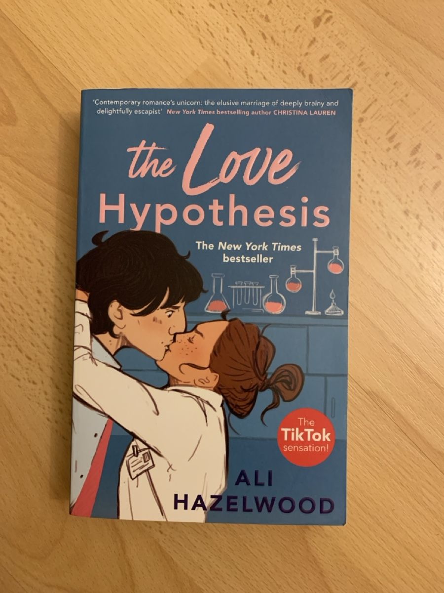Libri: The Love Hypothesis by Ali Hazelwood – Usato da St. Gallen venduto da cok_g5gn