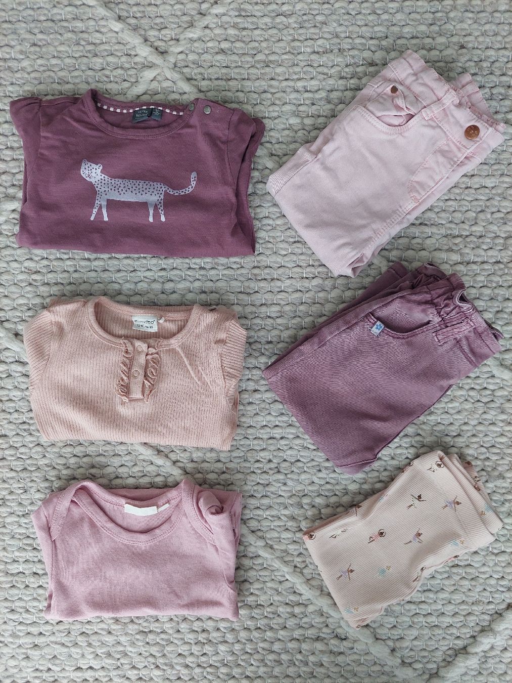 Lotti & Set di vestiti: Kleiderpaket Gr. 80 – Usato da Unterägeri venduto da del_x5dk