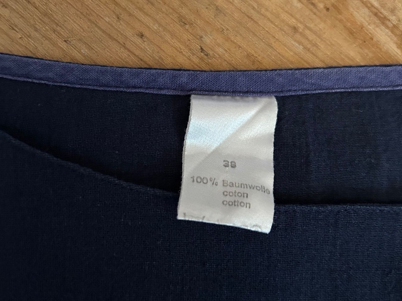 Camicette: Dunkelblaues Blusenshirt 36/38 – Usato da Safenwil venduto da 2hand_aber_wertvoll 2