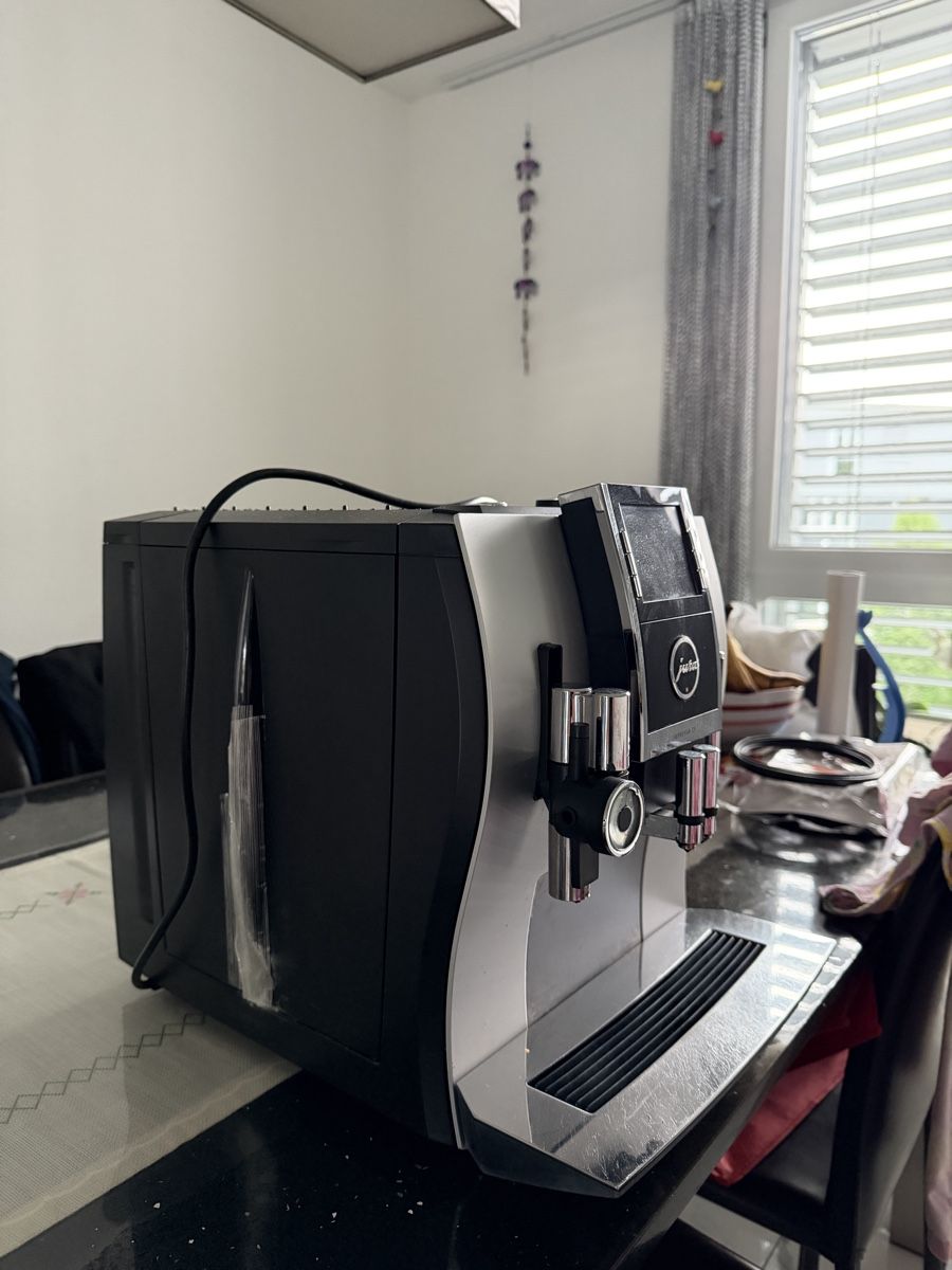 Jura Macchine per caffè & Macchine per espresso: Jura Impressa Z9 – Usato da Kreuzlingen venduto da ere_cd9m 1