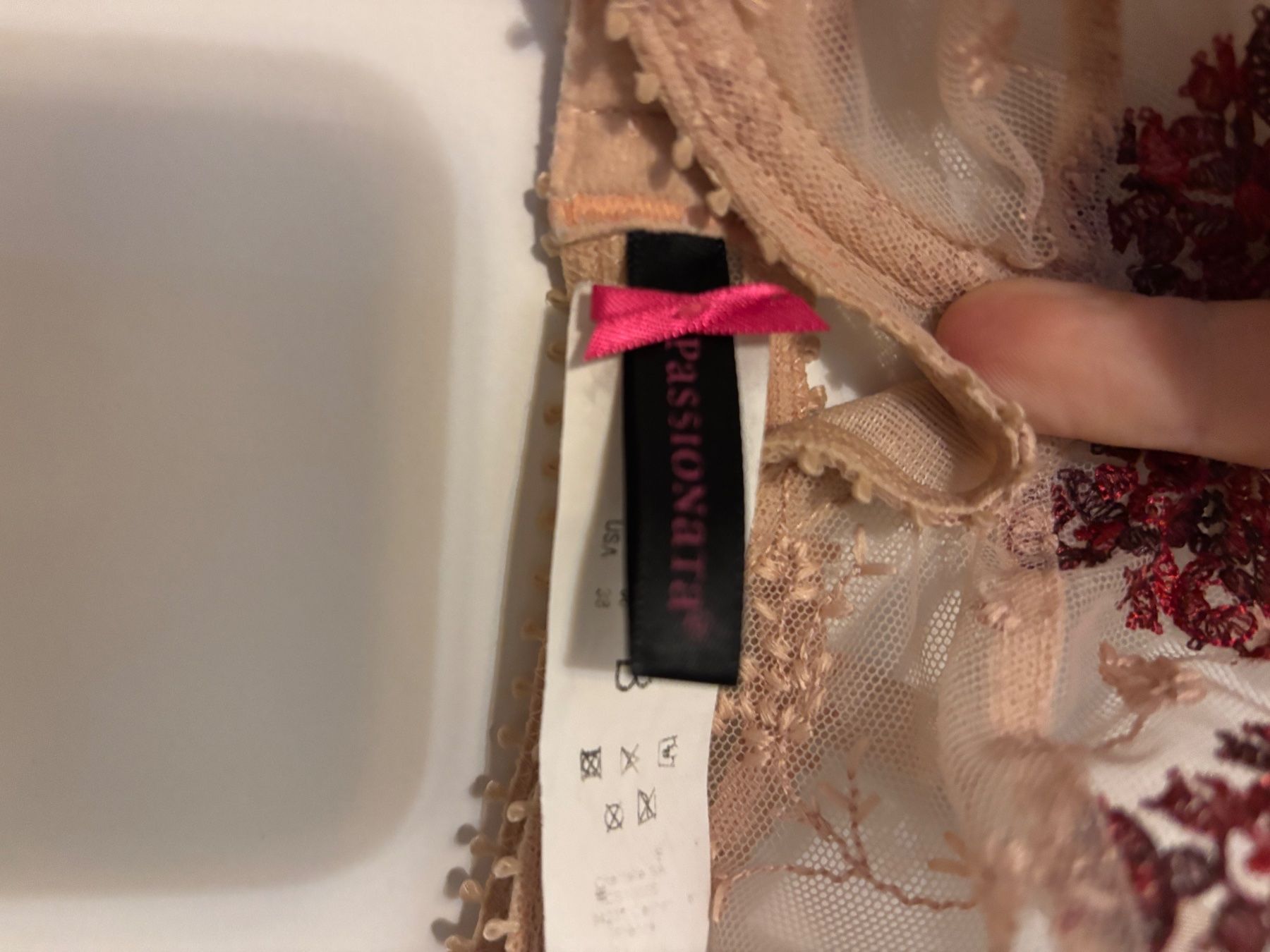 Passionata Altra biancheria intima: 2 BHs Spitzen Balconette Rosa & Schwarz, Passionata, 85B – Usato da Bülach venduto da bjoernbenny 4