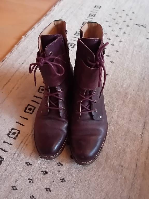 Damenschuhe: Schnürboots Camper – Gebraucht aus Herisau von nef_nq6c 1