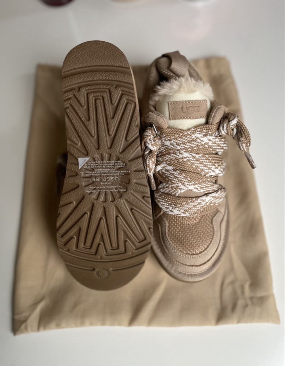 Ugg Scarpe da donna: Ugg Lowmel – Usato da Neuchâtel venduto da xiao_bei 1