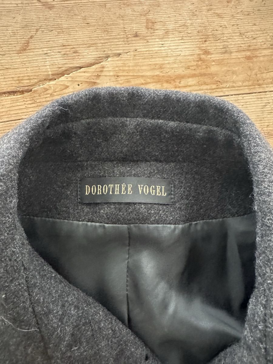 Cappotti: Dorothee Vogel Wool Cashmere Blend Coat - Size 36 - Grey – Usato da Zürich venduto da ann_v792 2