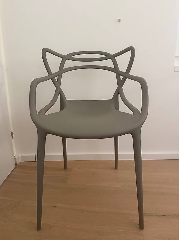 Kartell Sedie: Kartell - Masters Stuhl (hellgrau)  gebraucht – Usato da Dietikon venduto da chz_jt7g